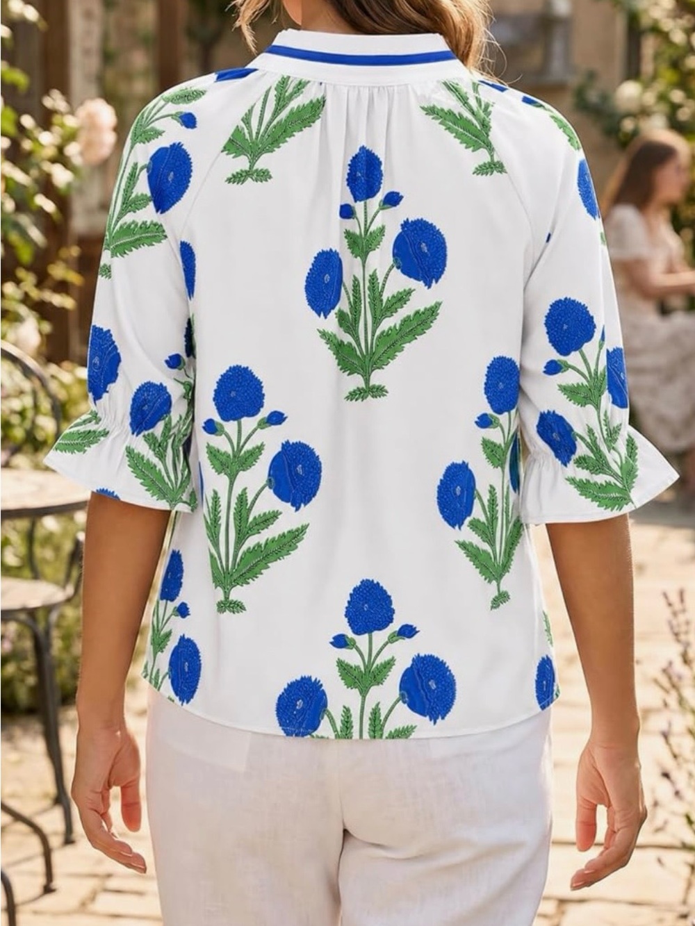 Lightweight feminine blouse.